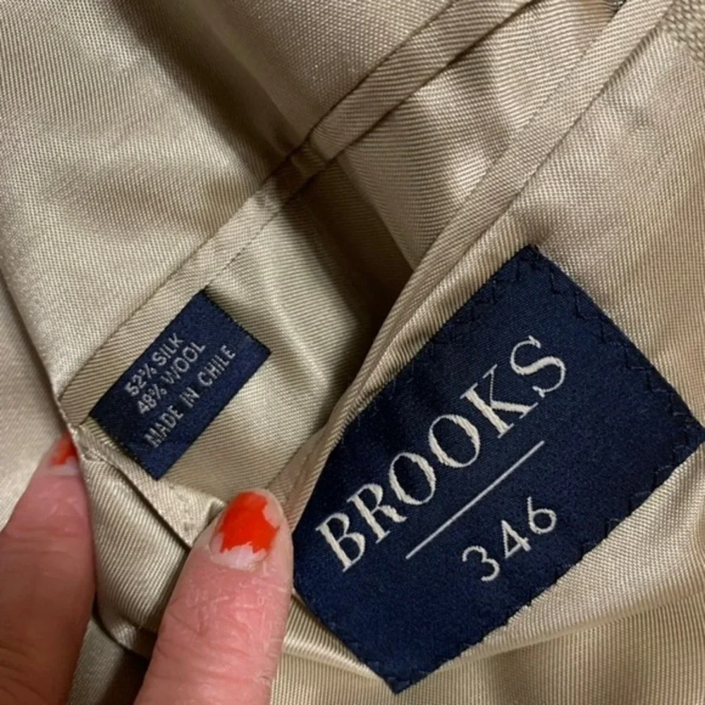 Brooks 346 Mens Blazer Jacket Tan Wool Silk‎ Blend Two Button Sport Coat 44 L